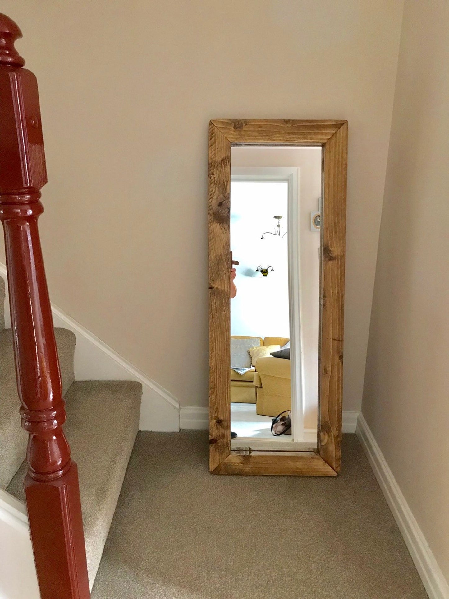 Portrait Freestanding - Lean light Oak Finish Rustic Mirror